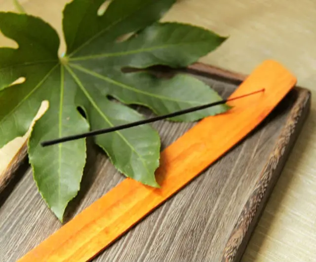 Natural Wooden Pine Wood Incense Stick Holder Burner NEW Giftin Candle