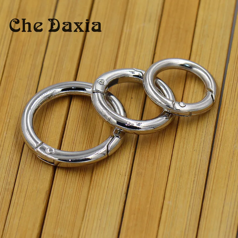 

(10 Pieces/Pack) Open Loop Keychain Men Women Spring Buckle Key Chain Key Ring Creative Accessories Key Holder