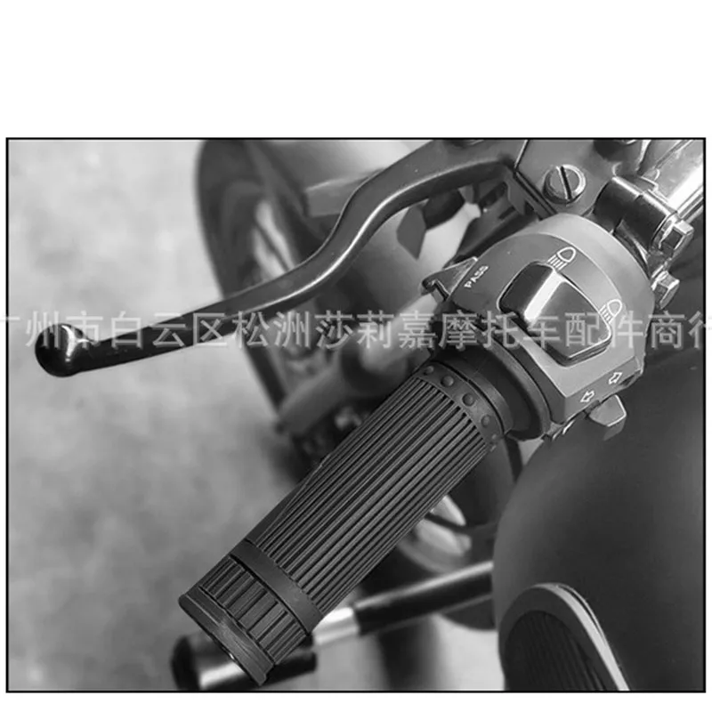 10672812086_826527398