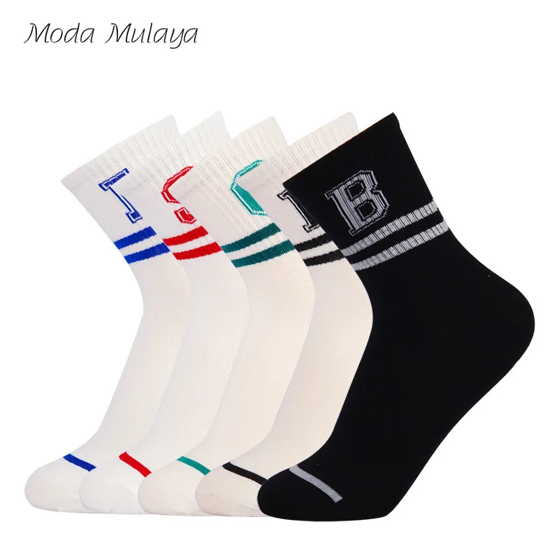Новое поступление для женщин's носки с буквами 100% чесаный хлопок термальность черный, белый цвет письмо женские носки подарок повседневное