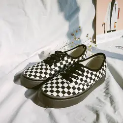 2018 Весенняя новая парусиновая обувь пара диких черно-белых клетчатых туфель кружевная черная обувь для скейтборда