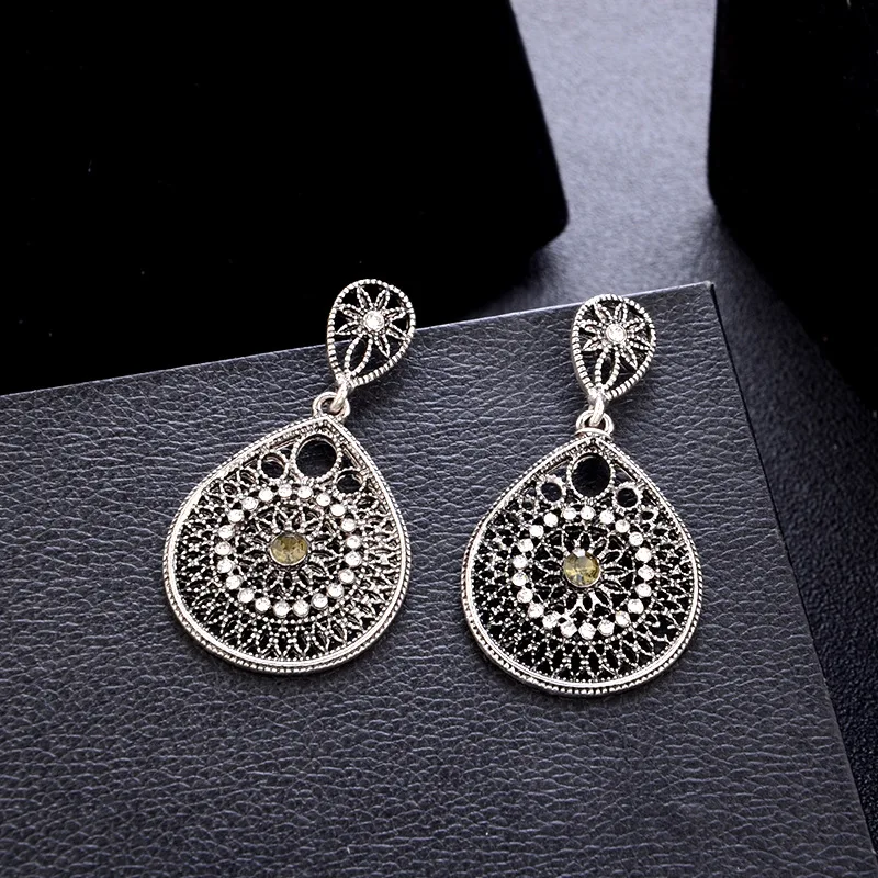 

Yobest Vintage Drop Earrings For Women Ethnic Resin Multicolor Bead Large Bohemia Dangle Earrings Statement Jewelry