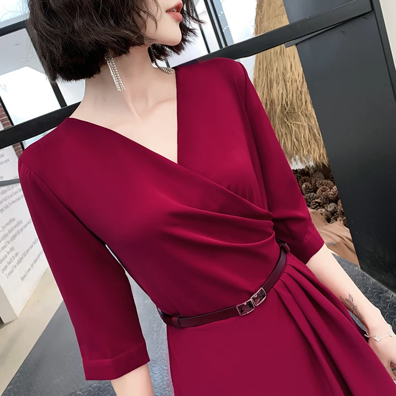 

Temperament Little female Dress , New Noble Fashion Banquet, Red Return Banquet, Bride Wine Dress