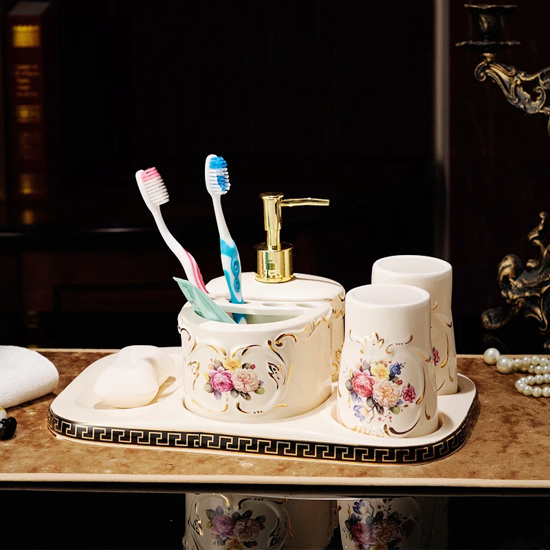 

style ceramic bathroom, four piece bathroom articles, toilet, tooth brush cup, mouthwash cup, soap box, washing set