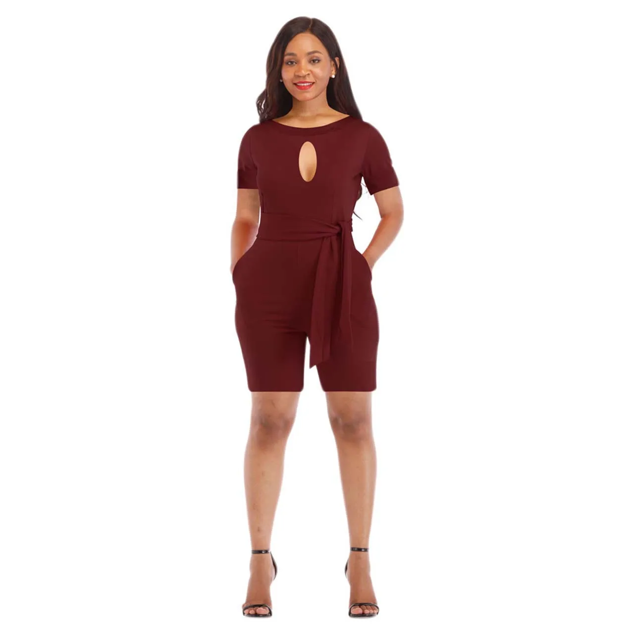 

Classic cut-out solid color jumpsuit with round neck and short sleeves