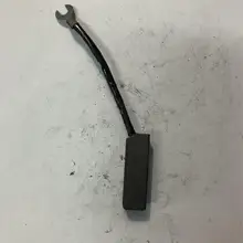 1 шт. 12x12 x мм 39 мм 0,4" x 0,47" x 1,5" Замена электрического инструмента углеродная щетка LF1