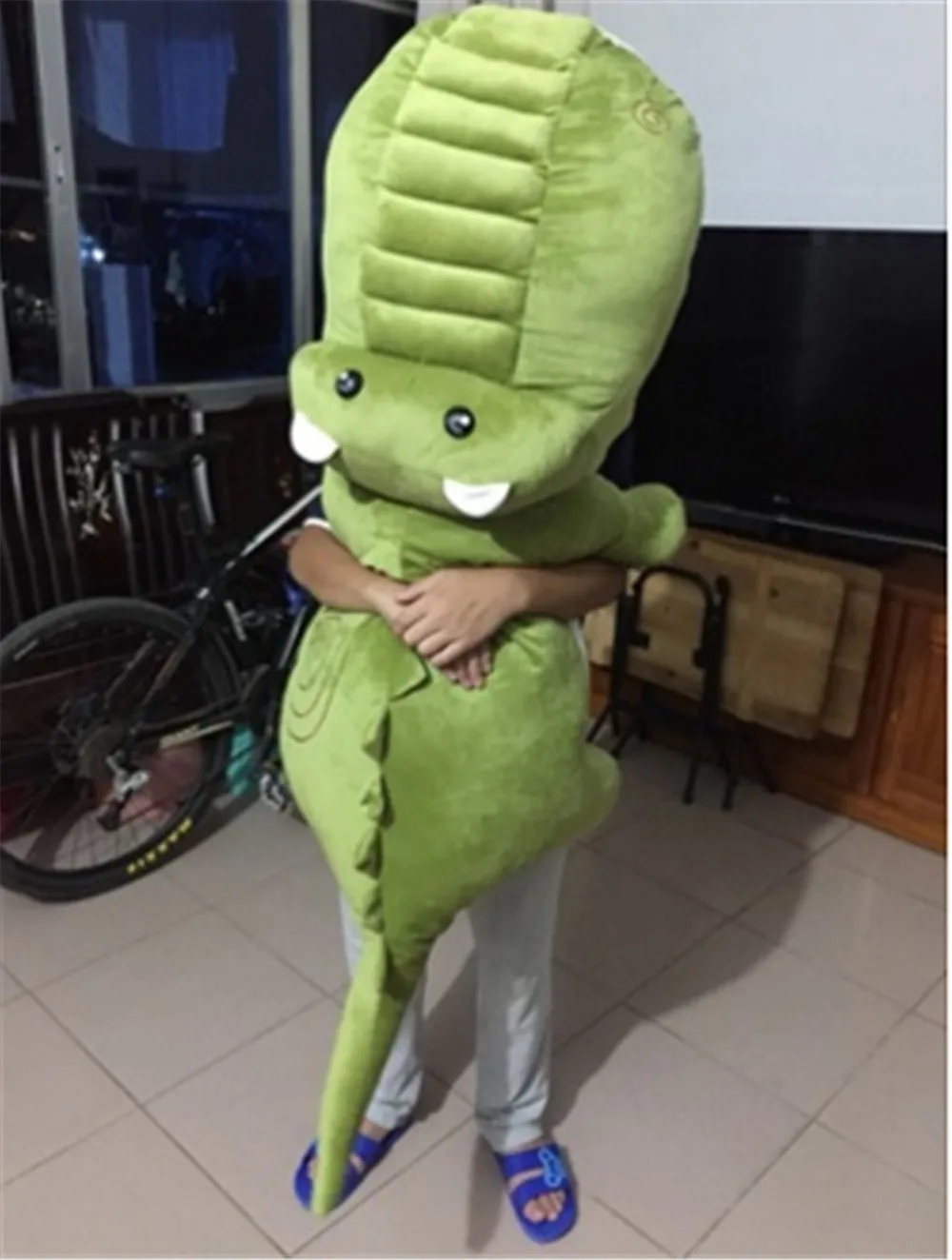 Fancytrader  Jumbo Animal Crocodile Plush Toy  Big Stuffed Soft Cartoon Alligator Pillow Children Play Doll 4 Sizes 3 Colors7