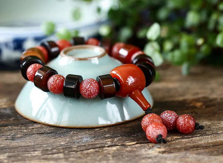 Pulseiras c/ pingentes