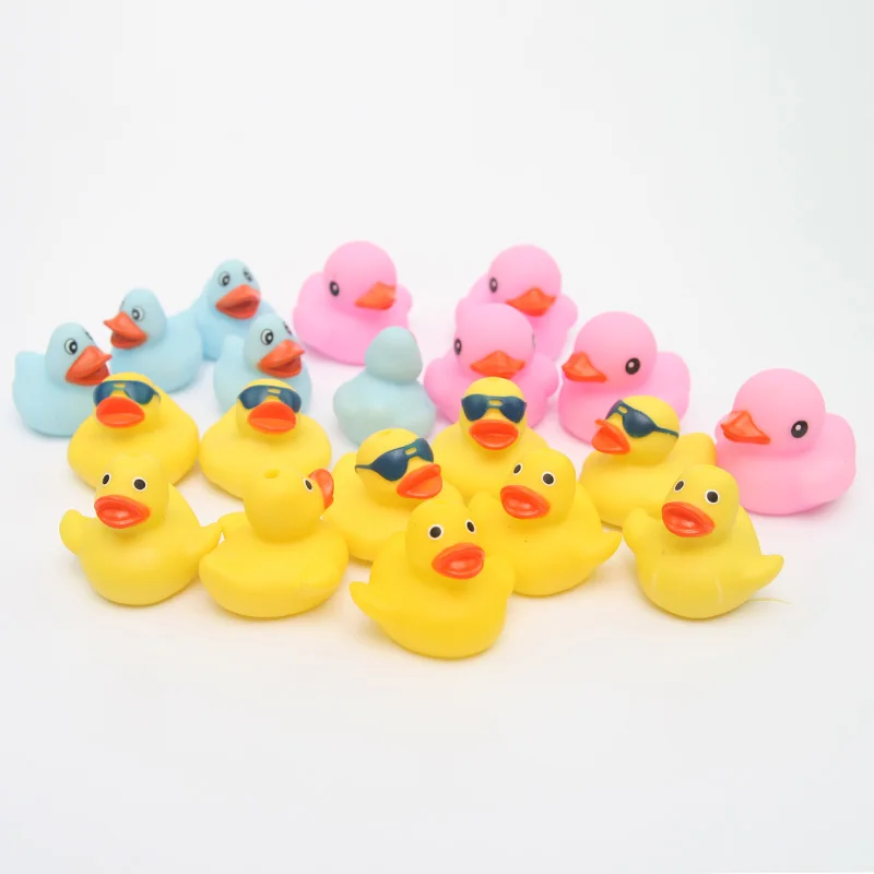 

20pcs/2018 NEW set floating ducks Cute Baby Water Bath Toys colours duck Rubber Duck Classic Toys Gift For Boys Girls Baby