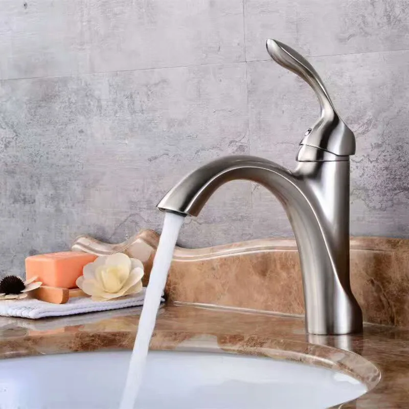 I Accessori E Sanitari Bagno Rubinetti Lavabo Bagno Commerciali