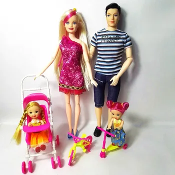 

Girl Play House Toys Family 4 People Dolls Suits 1Mom/1Dad/2 Little Kelly Girl/1mini bicycle/1 Baby Carriage for Toys Gift doll