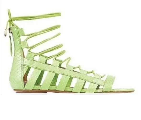 

Fashion geometric cut out flat heel fretwork buckle strap leisure gladiator sandals in summer big size 35-41