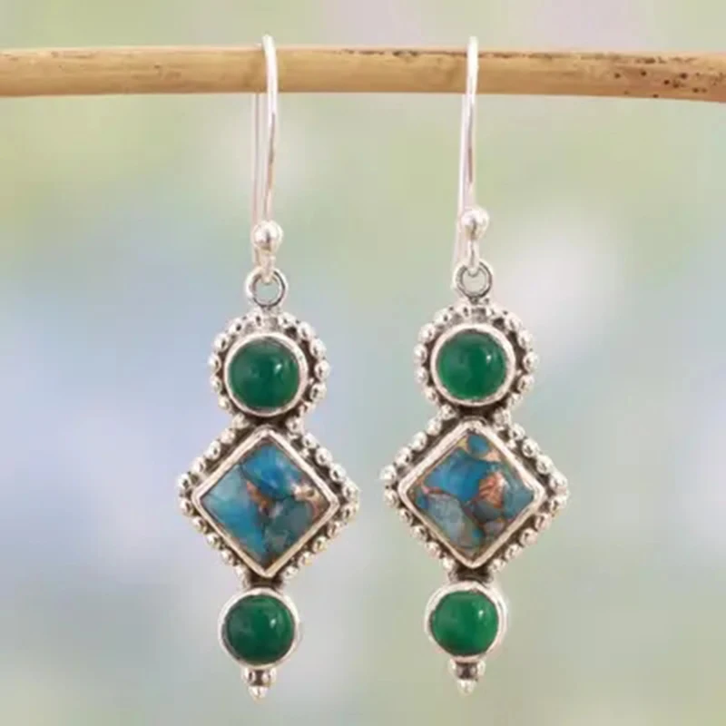 

Tisonliz 2019 Vintage Natural Green Stone Drop Earrings For Women Dangle Earrings Antique Crystal Hook Earring Fashion Jewelry
