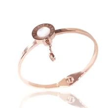 Fashion jewelry bracelet,
Fashion beaded drop rose gold bracelet,
Titanium steel accessories,