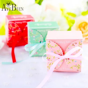 

AVEBIEN Laser Cutting Flower Design Party Decorations Wedding Candy Box Wedding Gift Box For Guests Wedding Favors And Gift 20pc