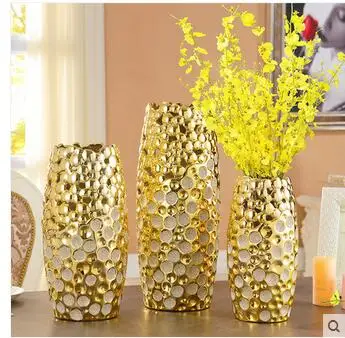 

European-style ceramic vase is a large floor and dry flowers home decoration living room TV cabinet arranging flower art