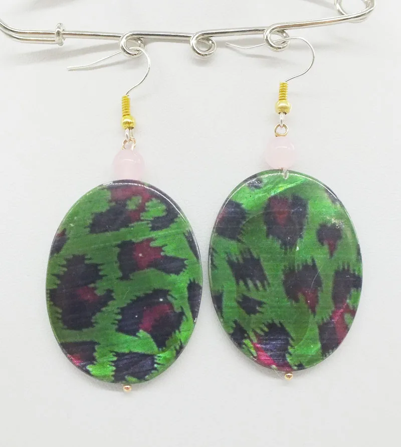 

30X35MM natural South Sea shell earrings. Classic female earrings jewelry