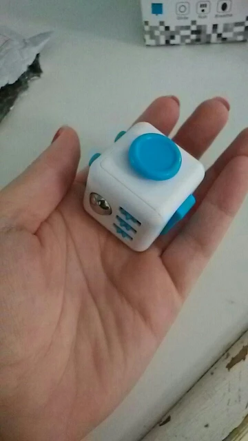 novelty and gag gifts