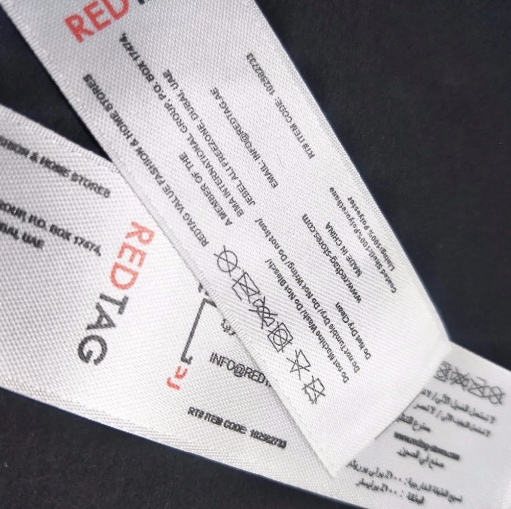 По FedEx оптовые продажи логотипа бирки для одежды цветной логотип печать атласная вода мыть метка индивидуальное лого уход этикетка