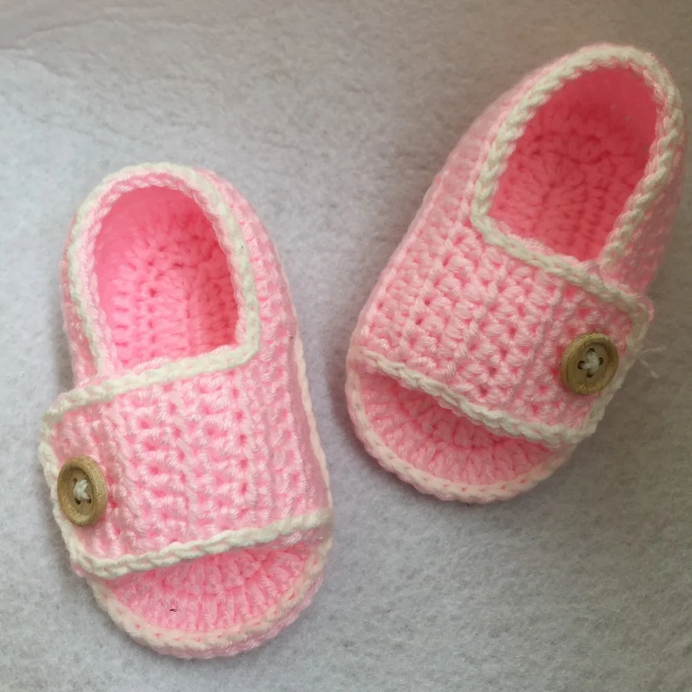 trendy baby shoes