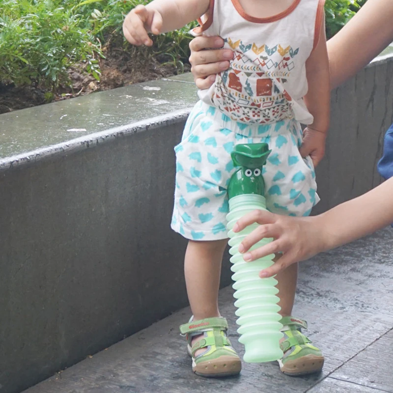  Portable Urinal Travel Camping Car Toilet Potty Pee Bottle 600ml Green