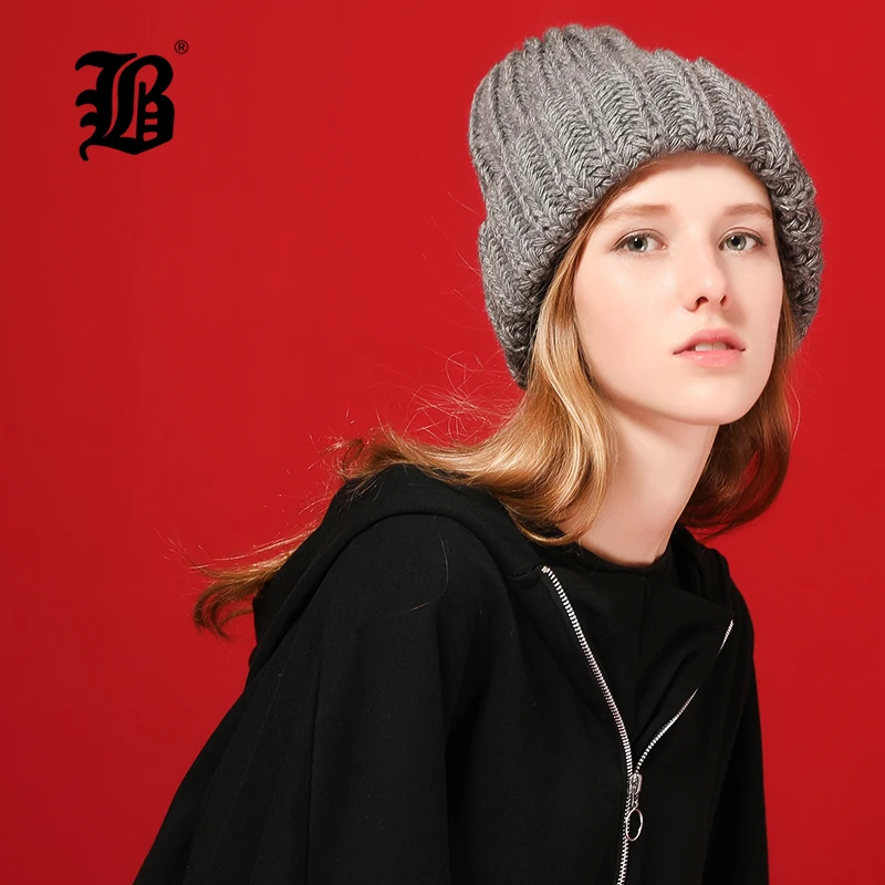 

[FLB] Knitting wool ball skullies beanies Casual streetwear Thick warm hat cap Women autumn winter 2020 cute beanie hat 17042