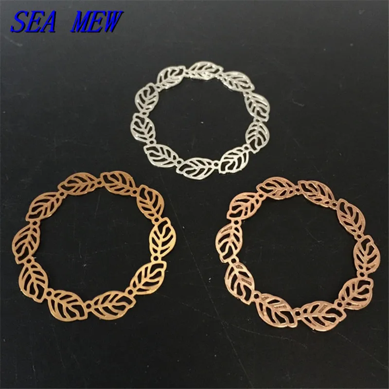 

SEA MEW 20PCS 29mm Fashion Metal Copper Silver Gold Round Filigree Leaf Connectors For Jewelry Making