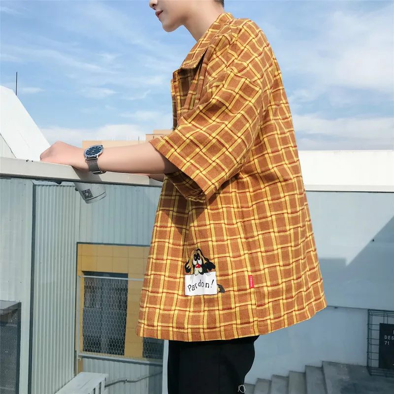 2018 Summer New Pattern Cartoon Cat Printing Fivepence Sleeve In Lattice Shirt camisa masculina cotton loose yellow white S-XL | Мужская