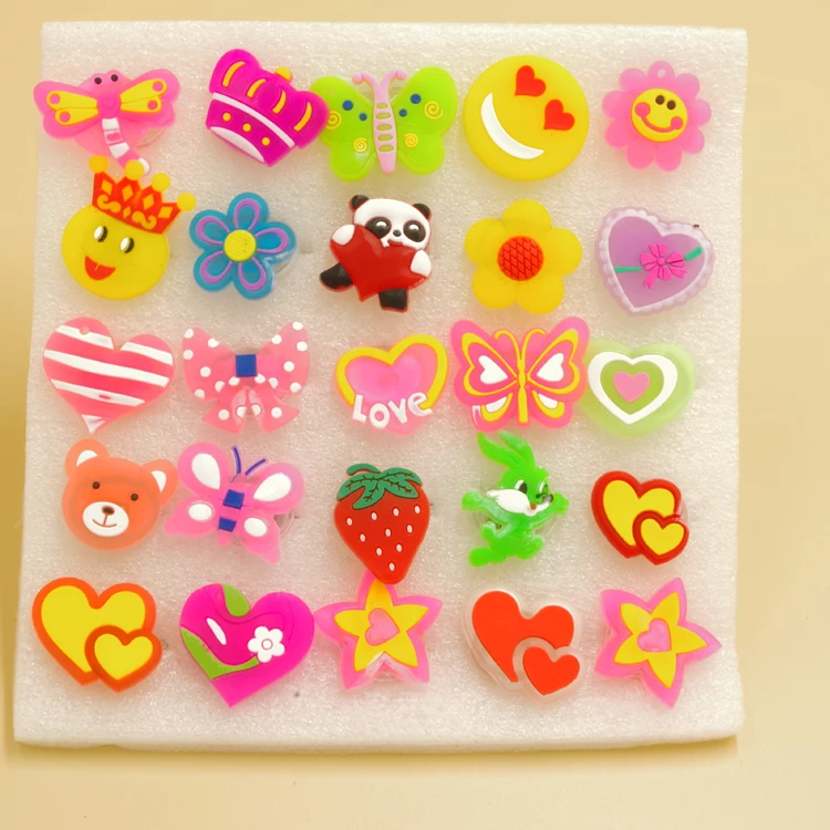 light up brooches (6)