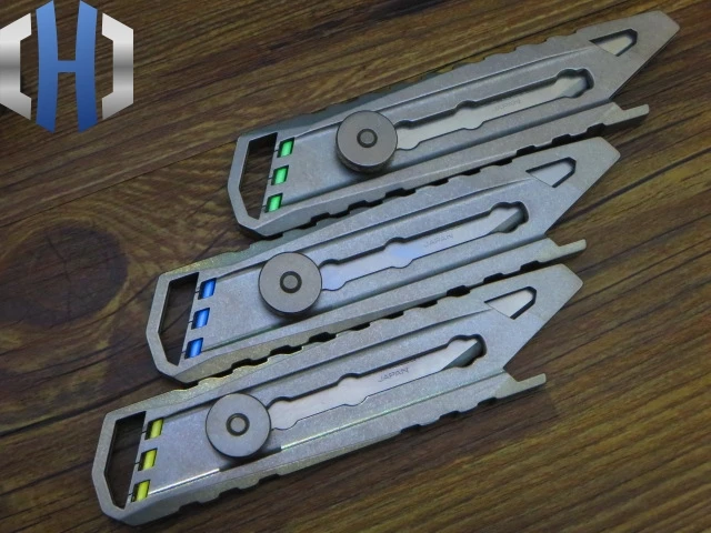 Titanium Alloy Knife Cut Wallpaper Express Opener Cut Demolition Envelope Curved Metal EDC Titanium Alloy Knife Cut Wallpaper Express Opener Cut Demolition Envelope Curved Metal EDC