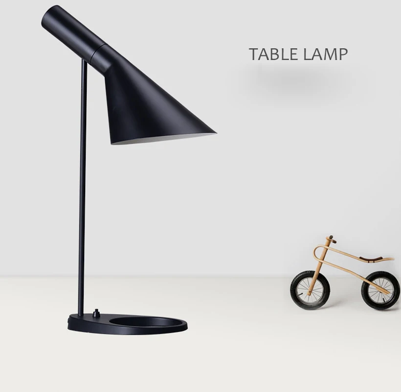 

replica white black table lamp standing desk light Lamp concise style table lamp