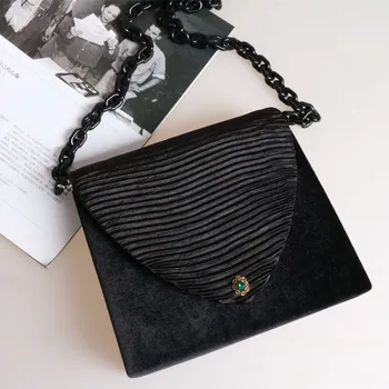 

Women's Handbags Velvet Pleated Envelope with Diamond Acrylic Chain Shoulder Crossbody Bag Bolsa Feminina