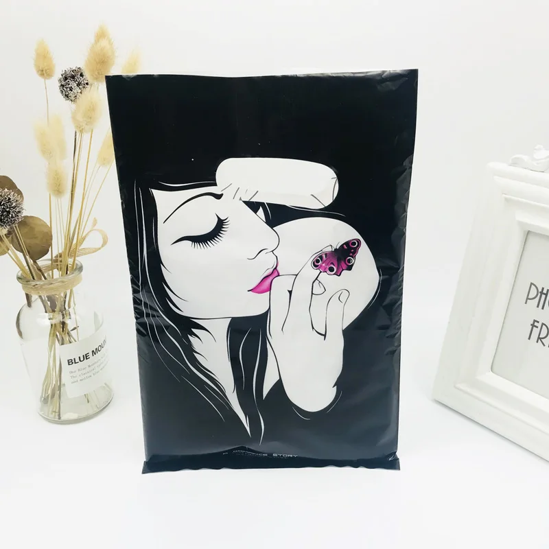 50pcs 20X30cm Black White Girl Plastic Shopping Bags With Handle New