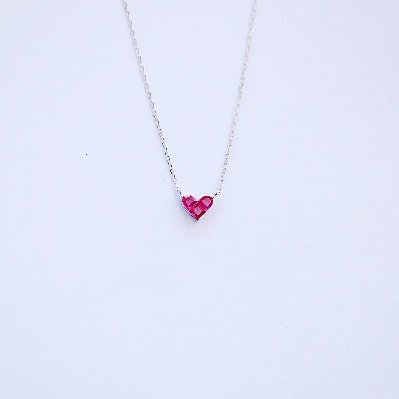 

Japanese S925 Sterling Silver Lovely Red Mini Ruby Heart-shaped Short Necklace Friendship Pendant Flash Sale Jewelry
