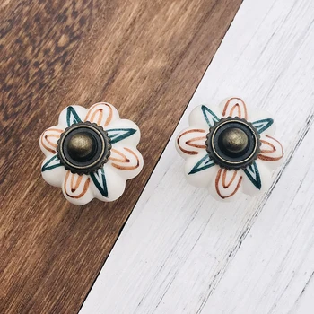 

6pcs Hand Painted Ceramic Knobs Vintage Door Drawer Handles Cabinet Cupboard Cupboard Wardrobe Knobs Handles Pulls