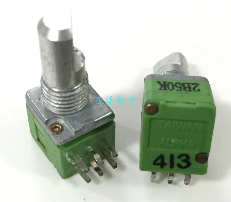 RD902F precision potentiometer switch double B50K axis length 15MM