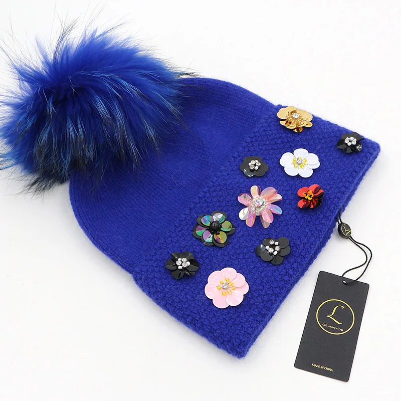 Цветочные зимние шапки для женщин Дамская зимняя шапка с цветком крутая вязаная шерстяная шапочка Женская шапка с помпоном из натурального меха енота