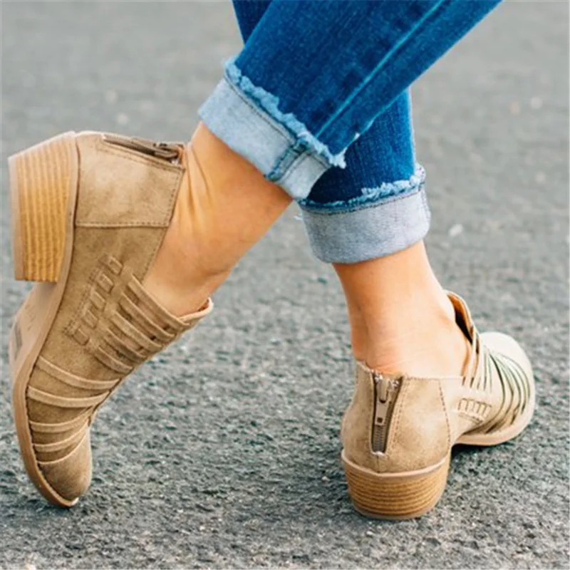 9243499867_641363439