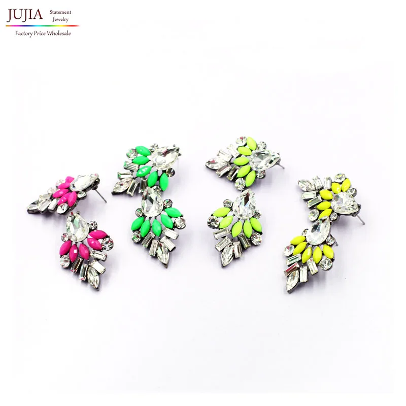 

2019 Min order $10 Fashion korean crystal stud Earrings for women jewelry Factory Price
