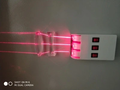 

Magnetic three-wire laser source parallel light source teaching instrument free shipping