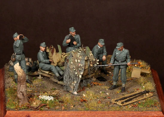 Assembly Scale 1 35 Crew for 2 cm Flak 38 1944 45 include 5 soldiers not
