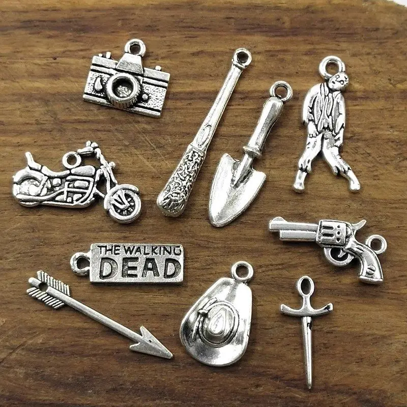 

10pcs Mix Walking dead charms 10 charms zombie charms hat charms