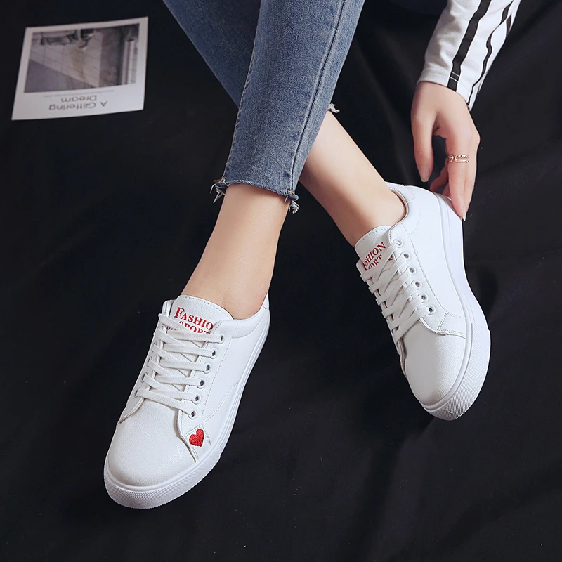

2019 Spring Fashion White Shoes Women Flat Leather Canvas Lace Up Shoes Female White Board Shoes Casual Shoes Sneakers Women