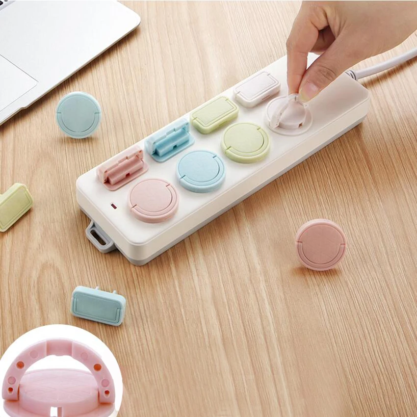 

8Pcs/set 2 hole 3 Hole Sockets Cover Plugs Electric Sockets Outlet Plug Electrical Safety Protector Sockets Protection hot sale