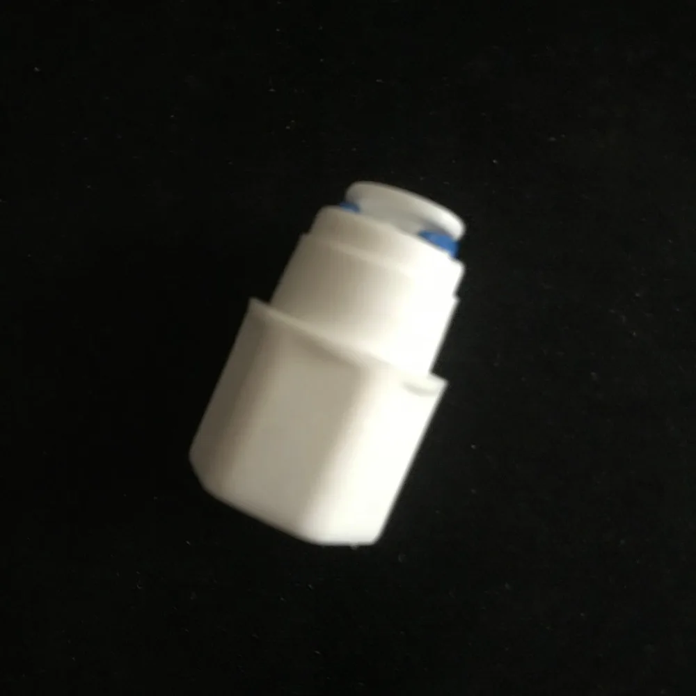 

1/2" x1/4" Female Thread Union Straight Water Quick Connect Fitting