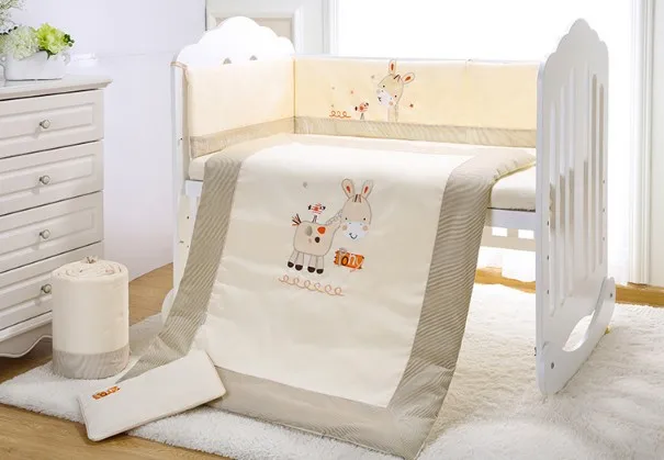 Promotion 7pcs Embroidered Kids Baby Beding Set Nursery Bedding
