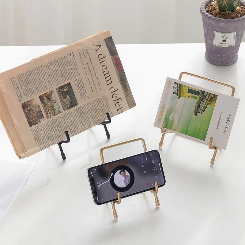 

Metal Gold Pad Holder Storage Shelf Scandinavia Simple Book Mobile phone Rack Storage Home Organizer creative