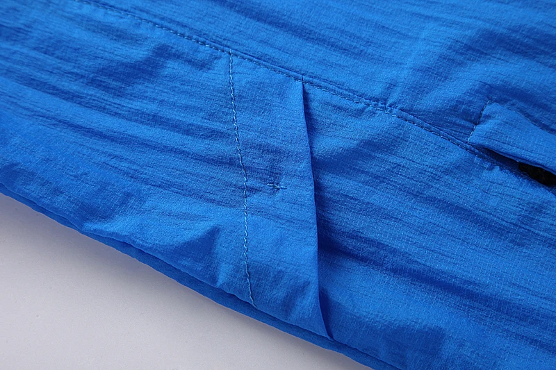 Man Jogging Raincoat (10)