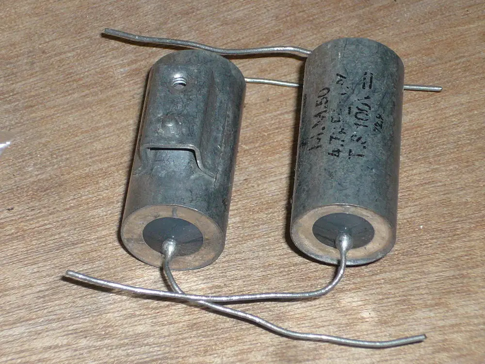 

[SA]French immersion axial 4.7UF 100V metal foil top coupling discontinued for many years--5pcs/lot