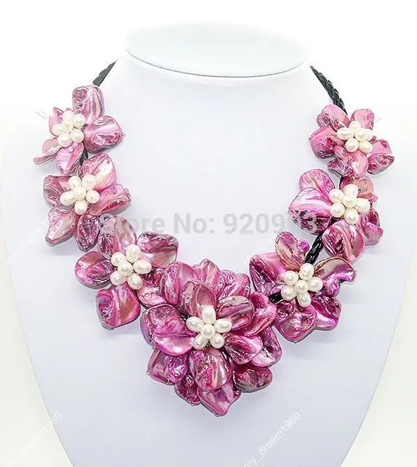 

Wholesale Free P&P******Fashion Fuchsine color mother of pearl shell weave 7 Flower Shell necklace